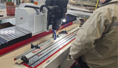 數(shù)控鉆孔機怎樣維持加工精度？